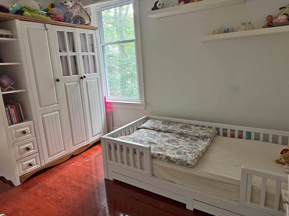 Premium Wood Wardrobe – Non-Toxic! (Perfect for Kids’ Room 🌿)
