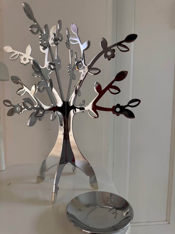 Elegant Silver Jewelry Tree - Modern Necklace & Earring Holder - photo 4