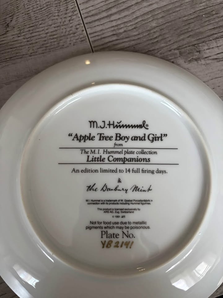 Danbury Mint Hummel Plates - photo 4