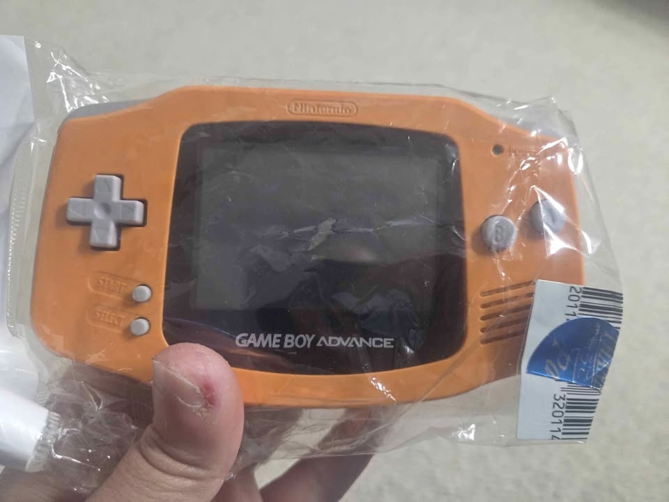 Nintendo Handhelds GBA, DS Lite, 2DS with Rare Games Bundle