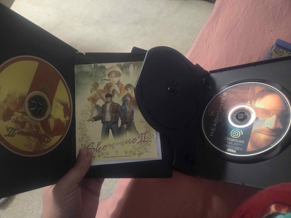 Shenmue 2 & Headhunter (Dreamcast) - photo 3