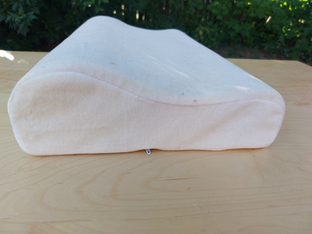 Memory Foam Pillow