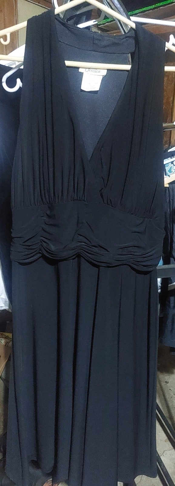 Black Sleeveless Dress