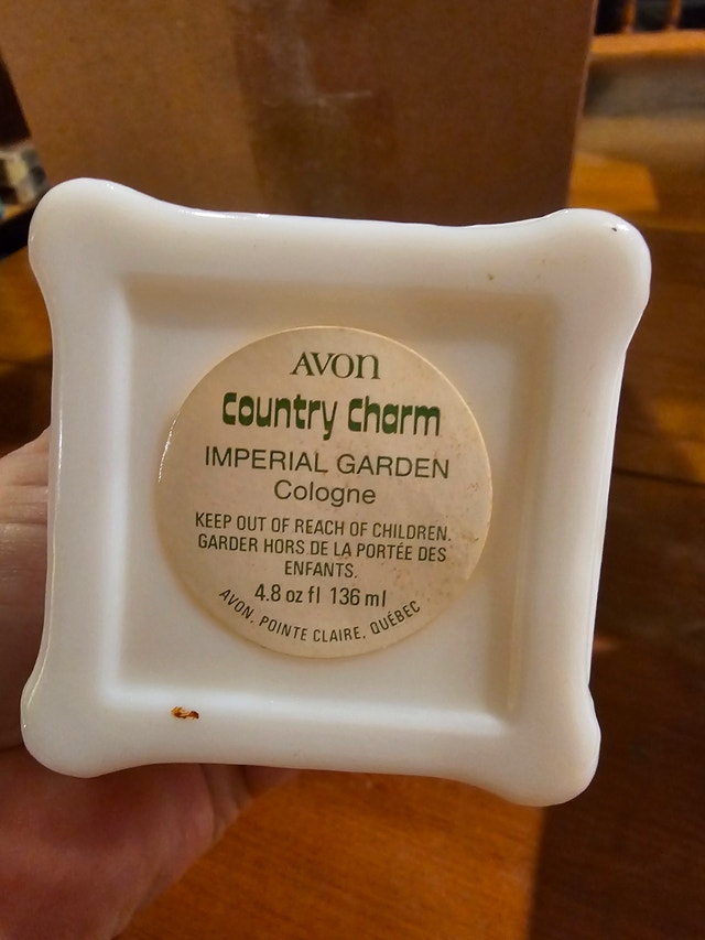 Avon Collectible Cologne Bottle - photo 2
