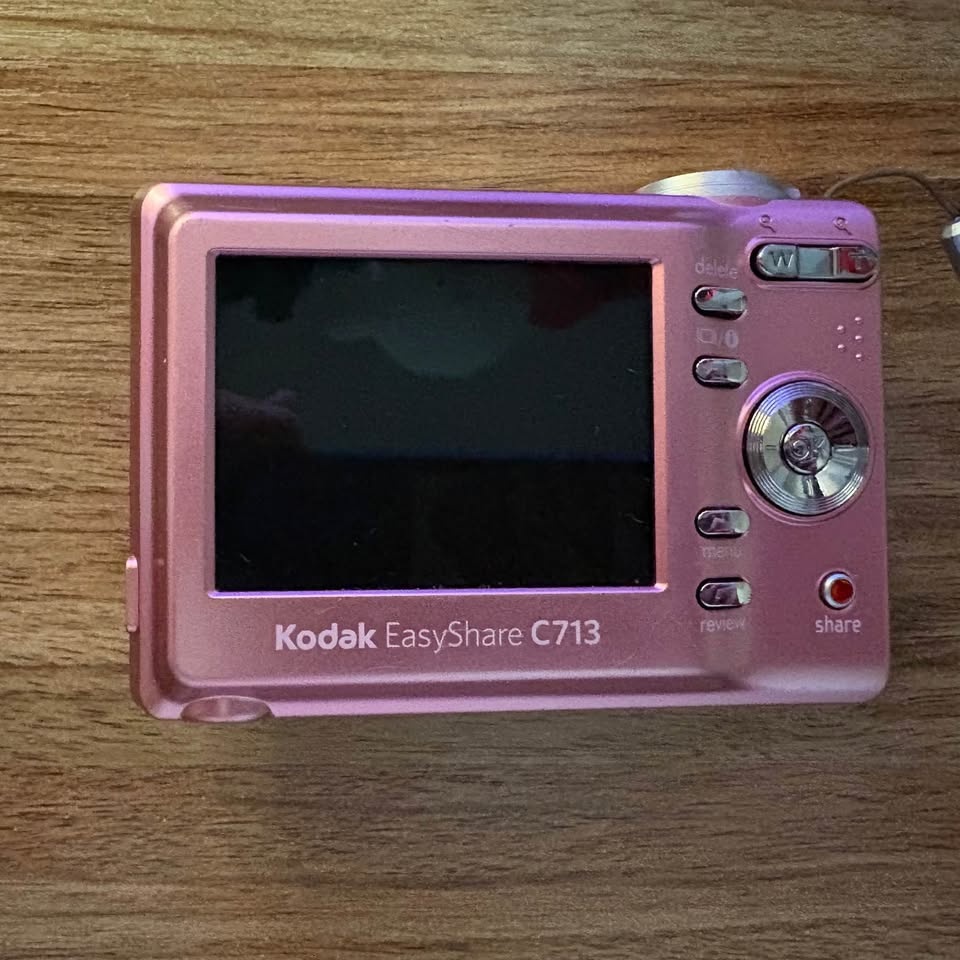 Pink Kodak Camera - photo 2