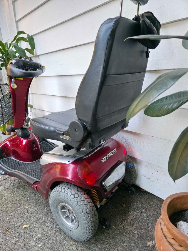 Shoprider Sovereign Mobility Scooter - photo 2