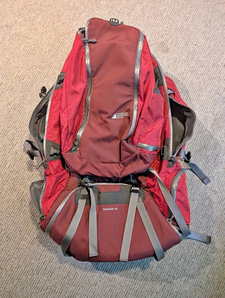 MEC Pangea 60 Backpack with Day Bag - Red