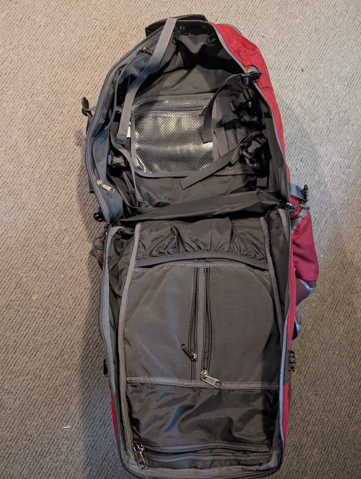 MEC Pangea 60 Backpack with Day Bag - Red - photo 4