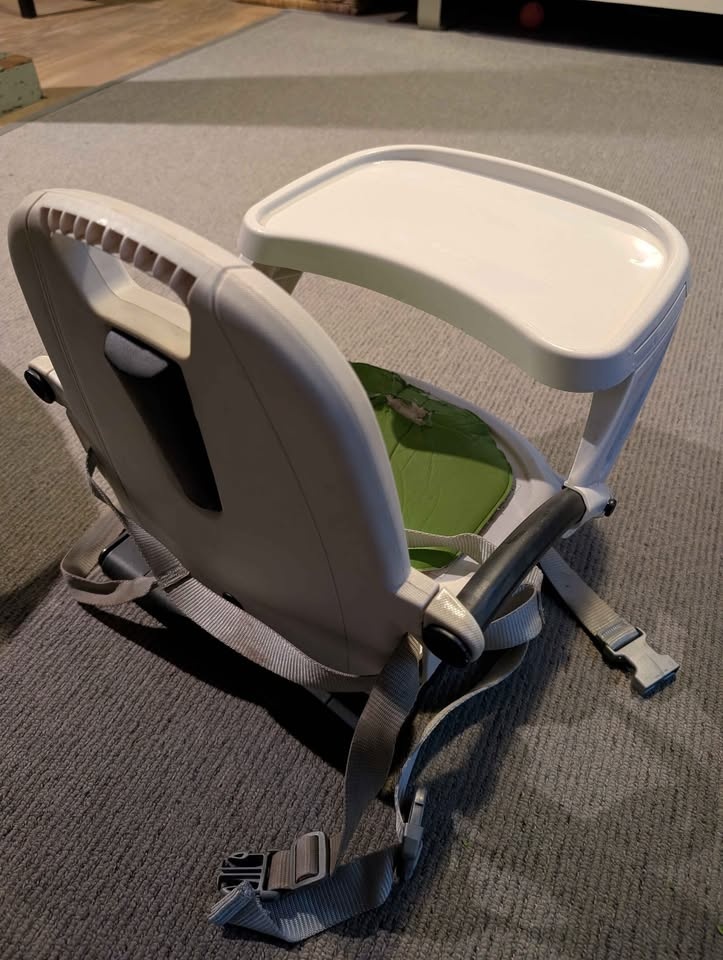 Peg Perego folding booster chair - photo 2