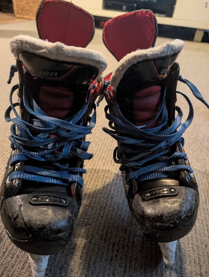 Bauer NSX hockey skates - size 3 - photo 2