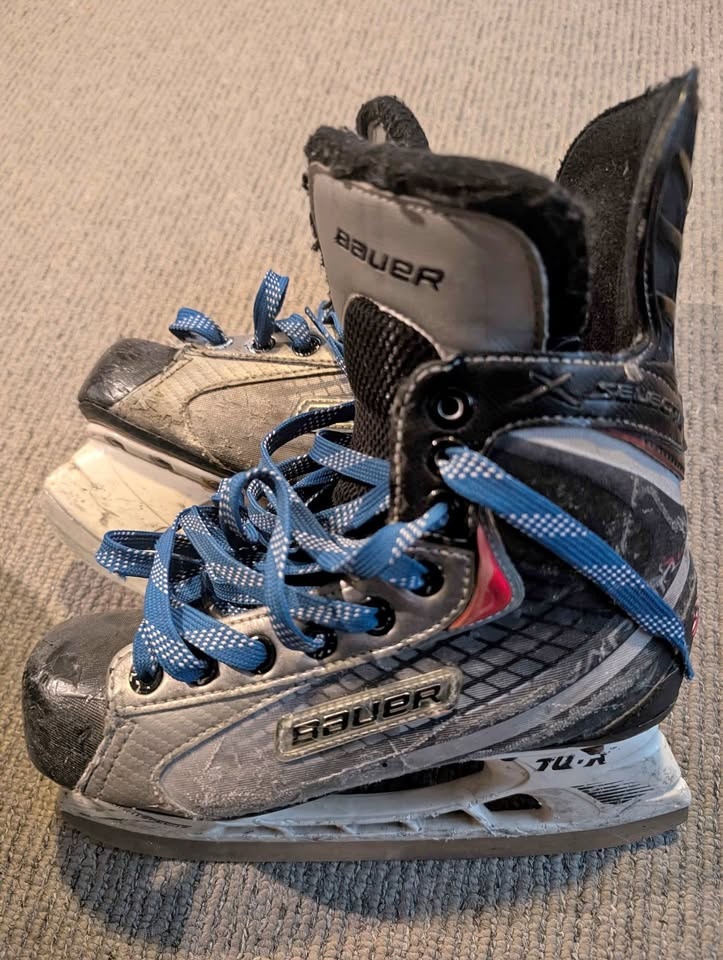 Bauer Vapor Skates - Size 3.5