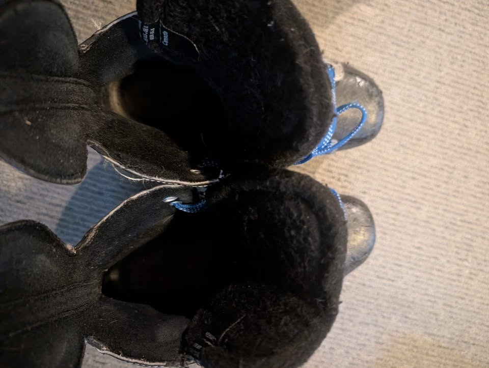 Bauer Vapor Skates - Size 3.5 - photo 3