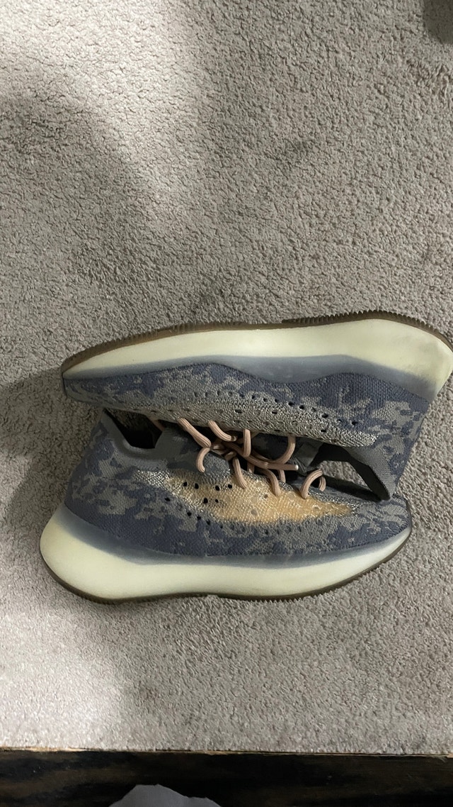 Adidas Yeezy 380