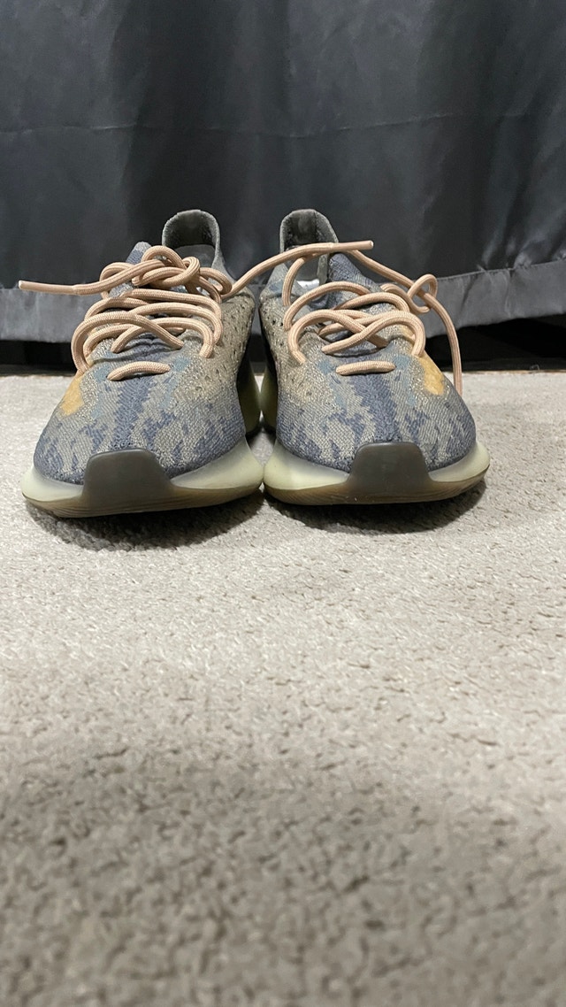 Adidas Yeezy 380 - photo 2