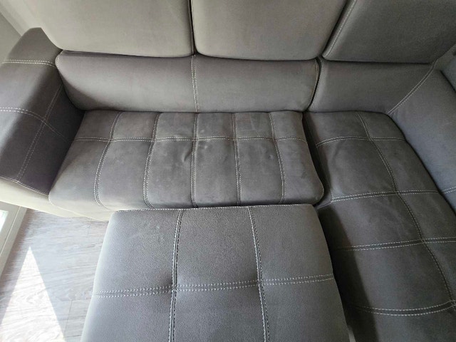 Sectional Couch with Ottoman - photo 5