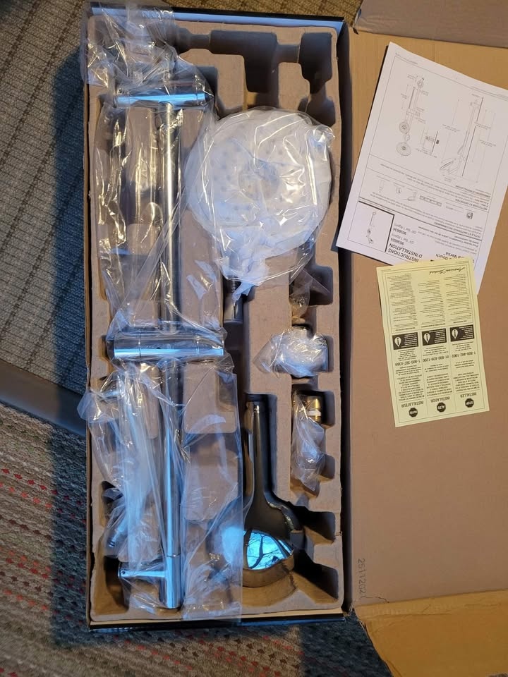 American Standard Spectra Versa 24-inch Shower Kit - photo 3
