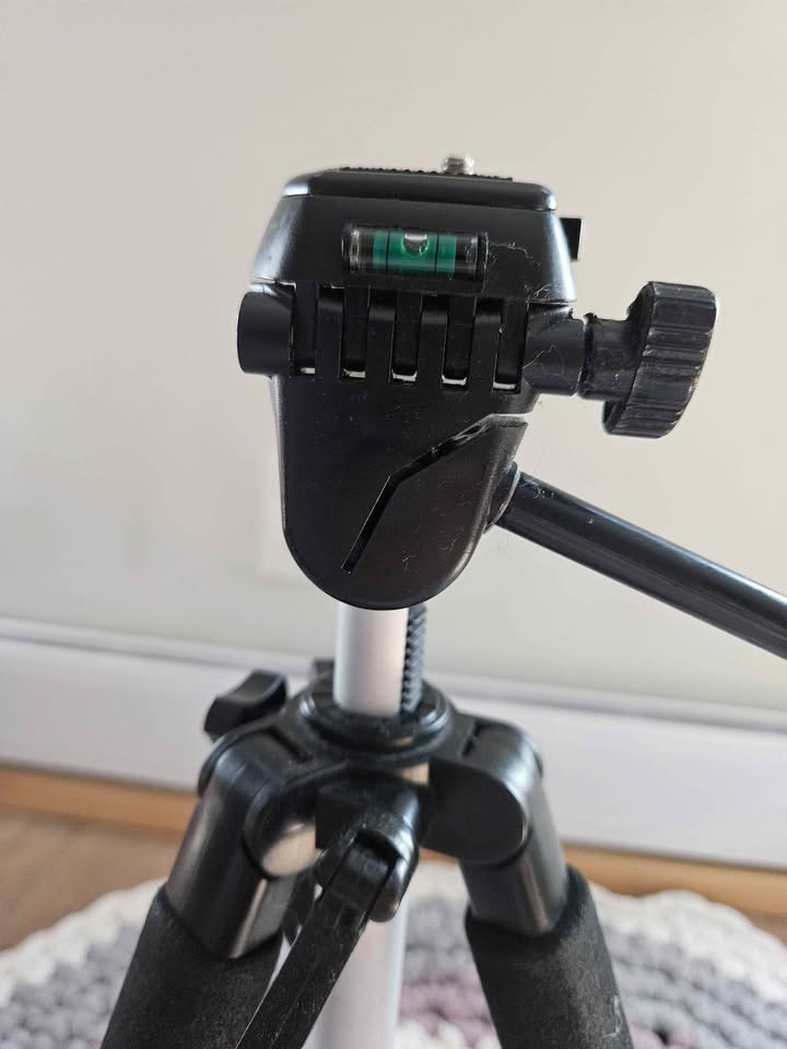 Tripod 5ft high - photo 3