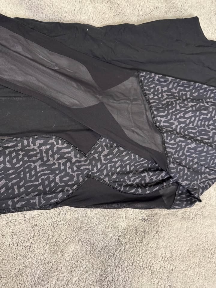 Lululemon & Zyia Activewear - Women's Size 6-8 - photo 4