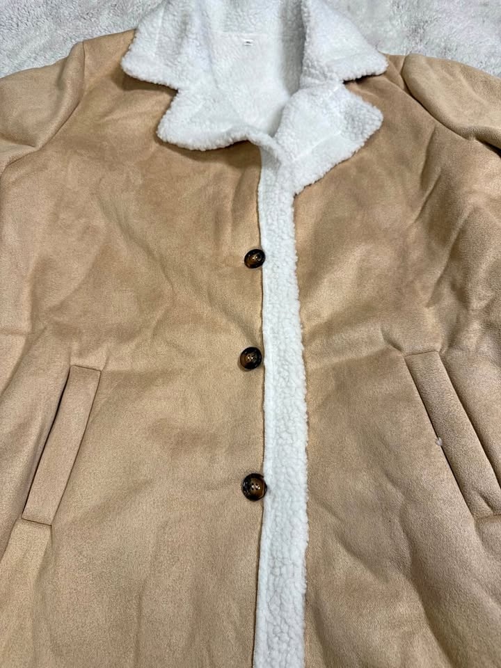 Fluffy dress coat size XL