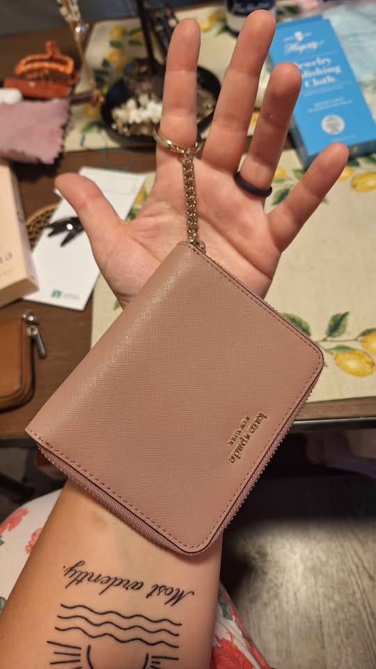 Mauve Kate Spade Mauve Wallet with key clip - photo 2