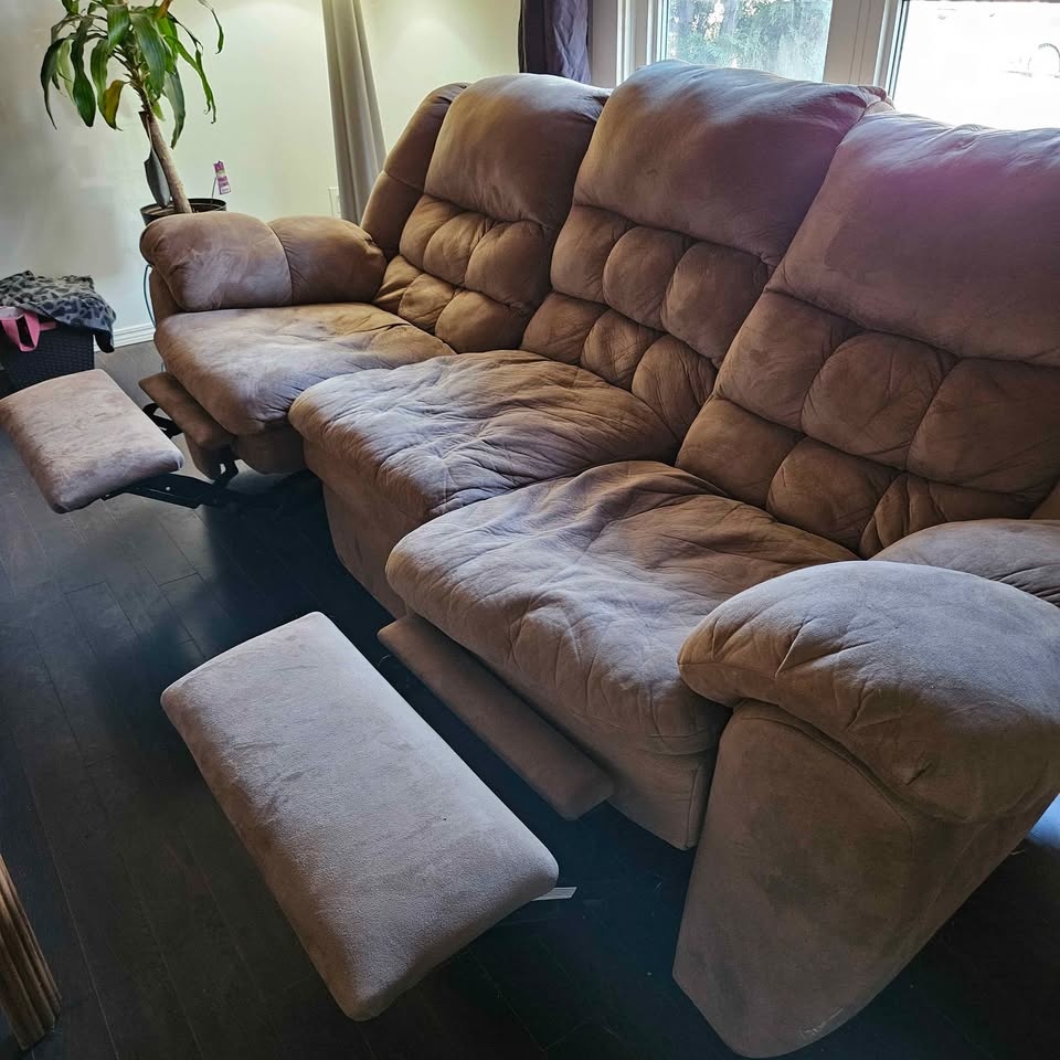 Reclining Sofa - Brown Microfiber - photo 2