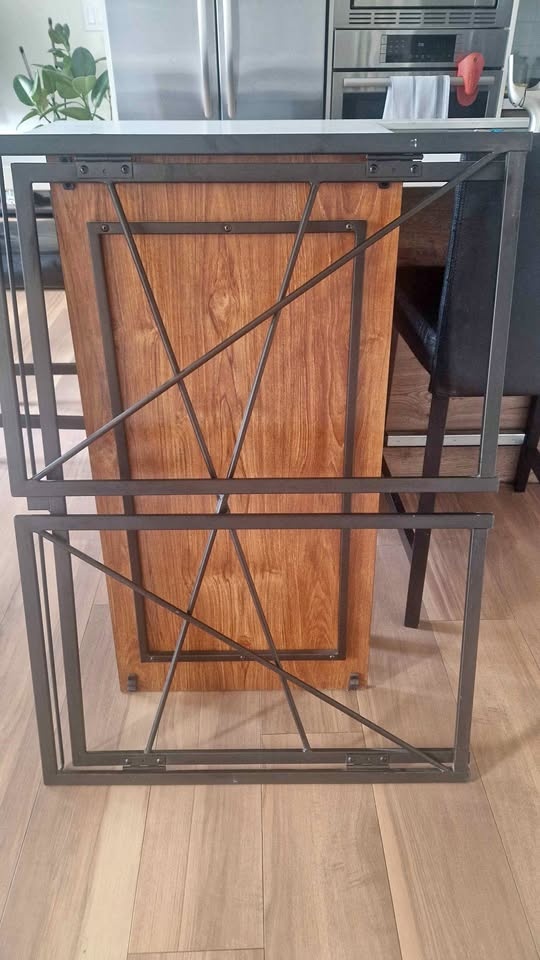 Foldable Desk or Side Table