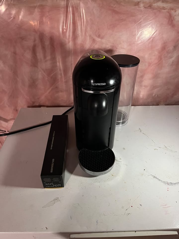 Nespresso VertuoPlus Deluxe Coffee & Espresso Machine by Brevill - photo 2