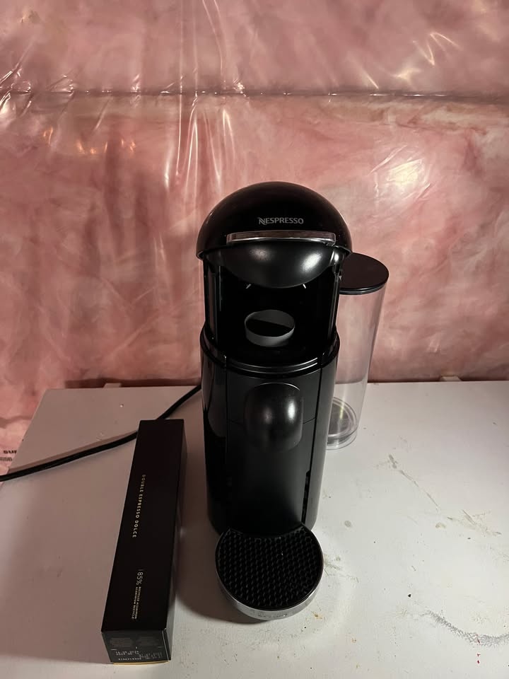 Nespresso VertuoPlus Deluxe Coffee & Espresso Machine by Brevill - photo 3
