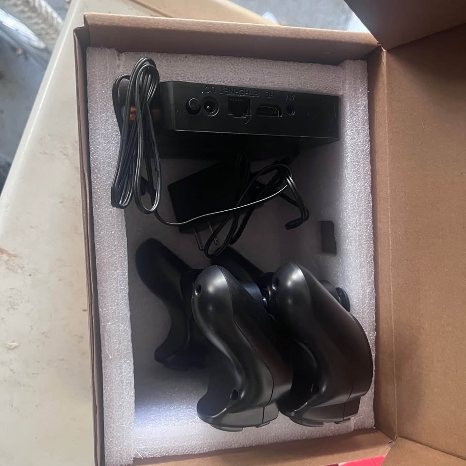 Pandoras Box Revolution Android Console w/ Controllers - photo 3