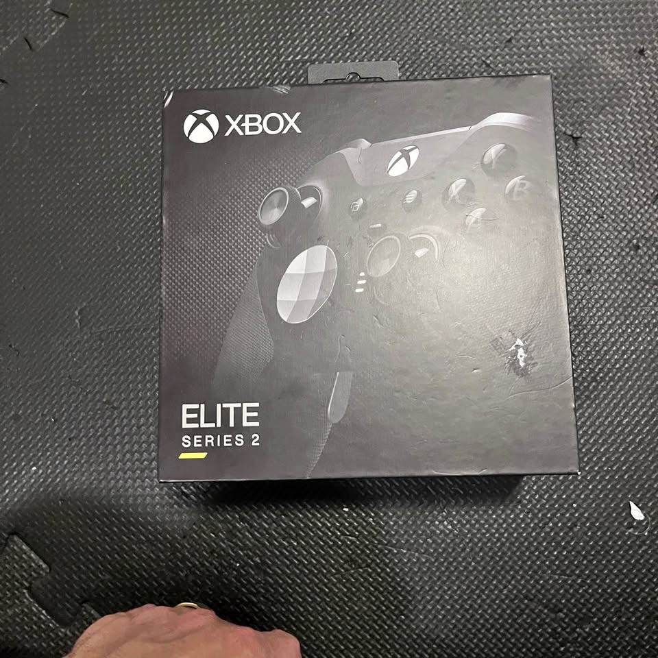 Xbox Elite Series 2 Controller - Full Pro Kit