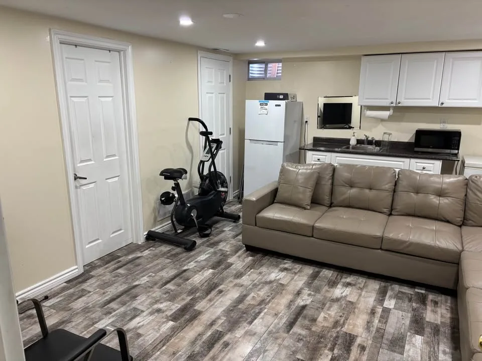 1 Bed 1 Bath - Apartment image indicator(2)