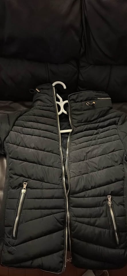 Black puffer jacket - photo 2