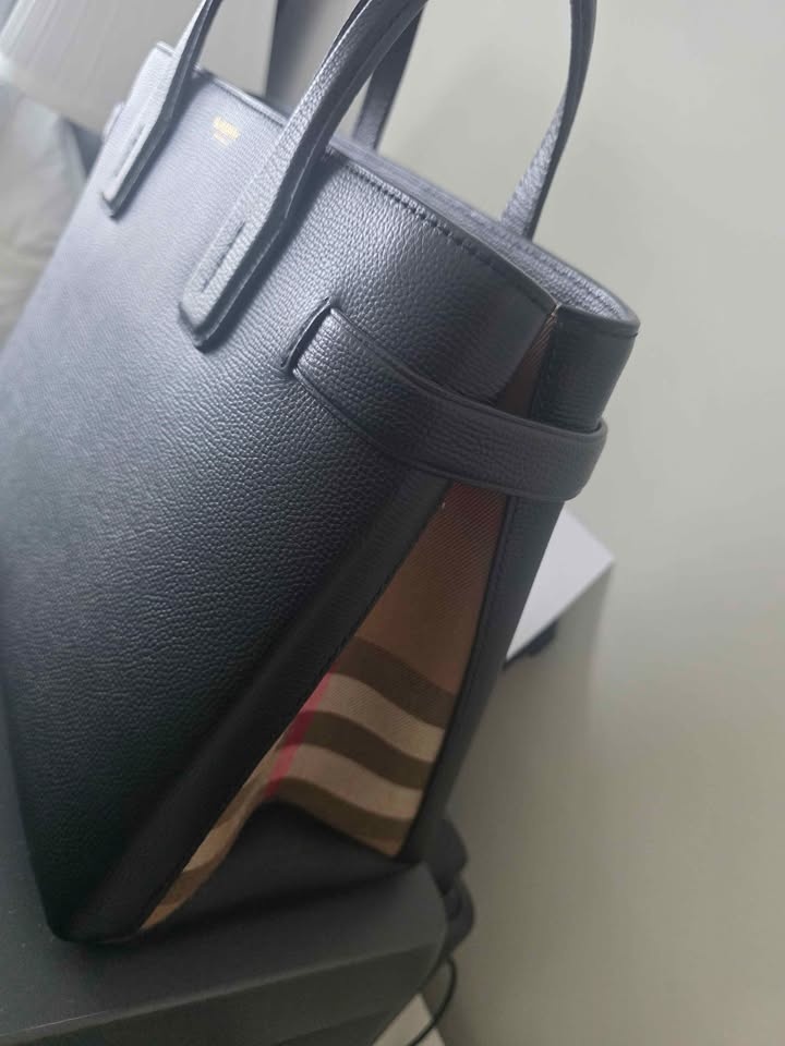 Burberry Banner Tote Bag - photo 2