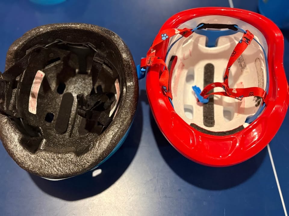 2 Toddler Helmets (48-52 cm) - photo 2