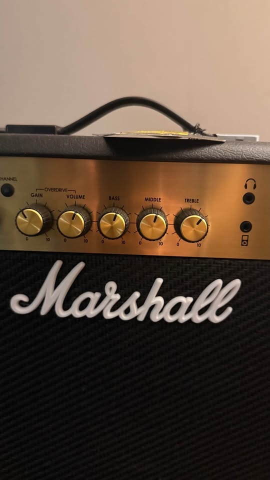Marshall Amp - photo 3