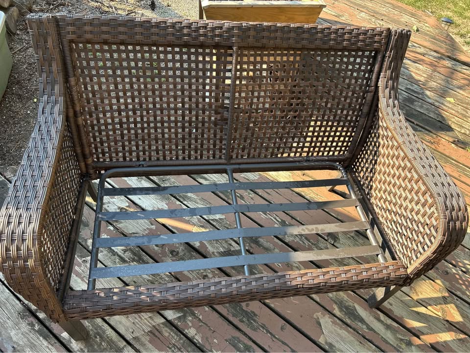 PATIO SET - photo 3