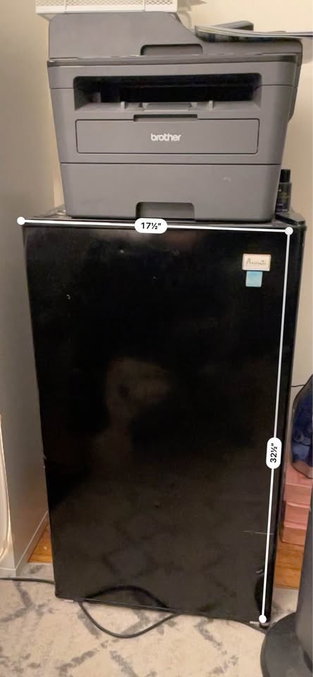 Mini fridge with freezer shelf - photo 4
