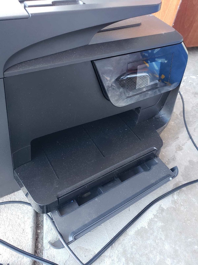 HP OfficeJet Pro 8710 All-in-One Printer - photo 3