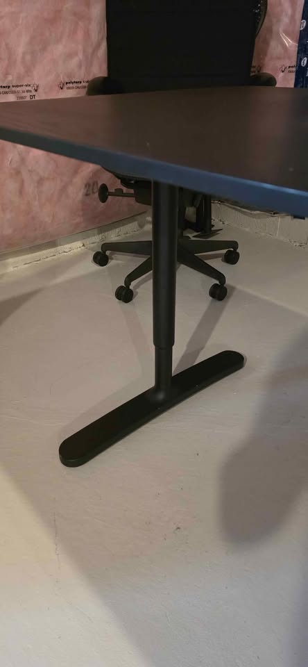 Bekant desk - photo 4