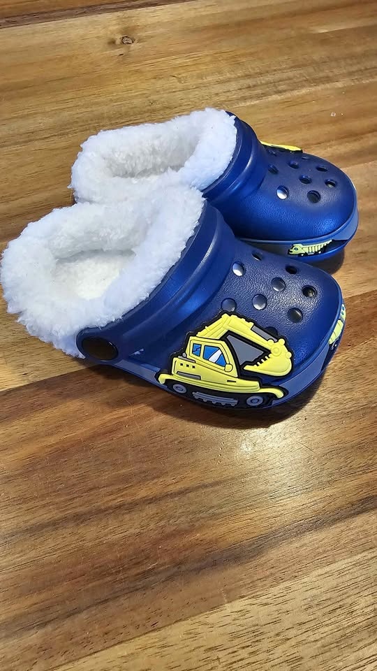 Toddler Tractor Shoes Size 6