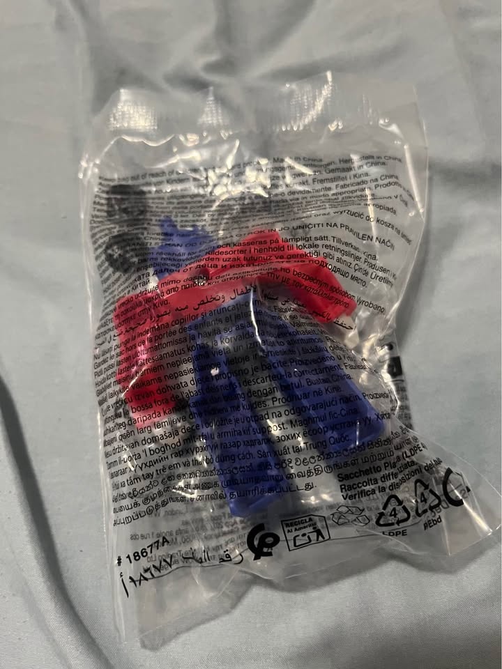 Transformer Toy from Burger King - photo 2