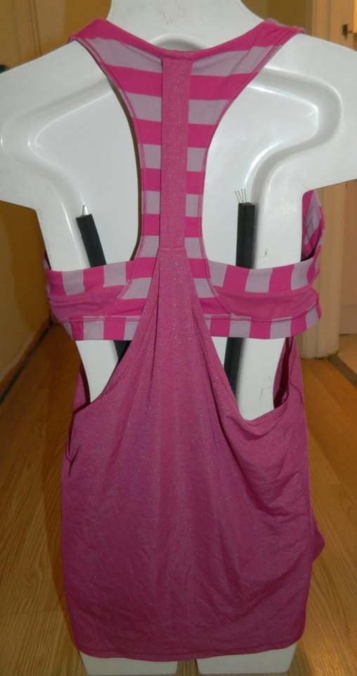 LULULEMON 2 IN RUN TANK...size 10...EUC.. - photo 2