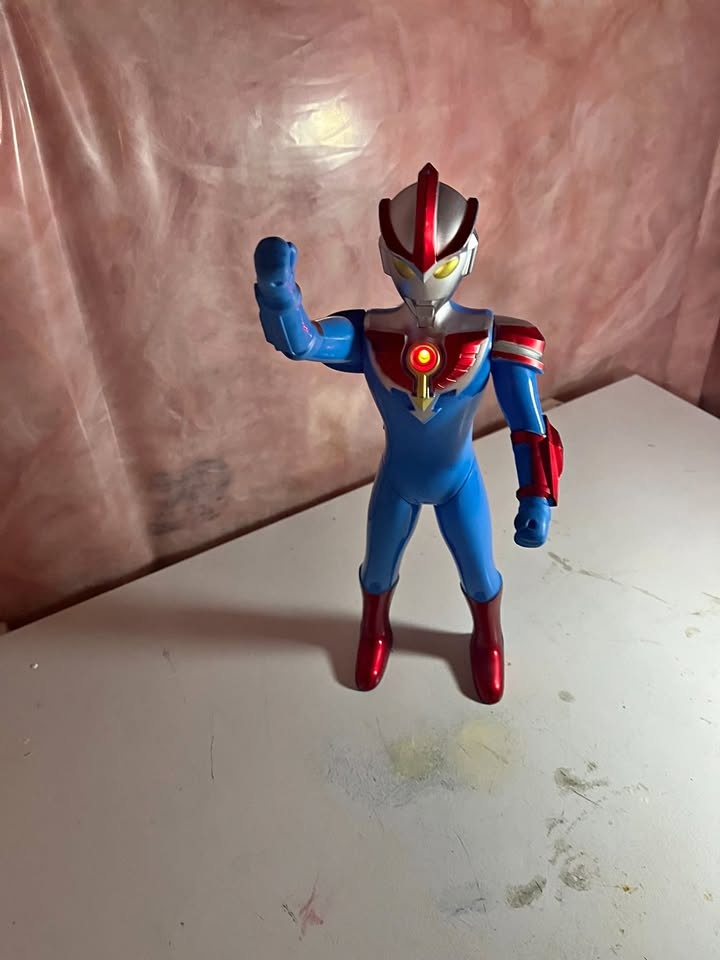 Retro Ultraman Toy