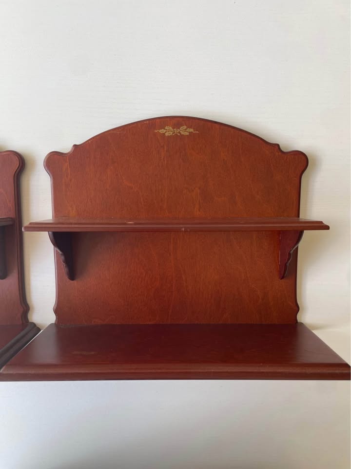 Set of two beautifully crafted vintage wooden shelves - photo 2