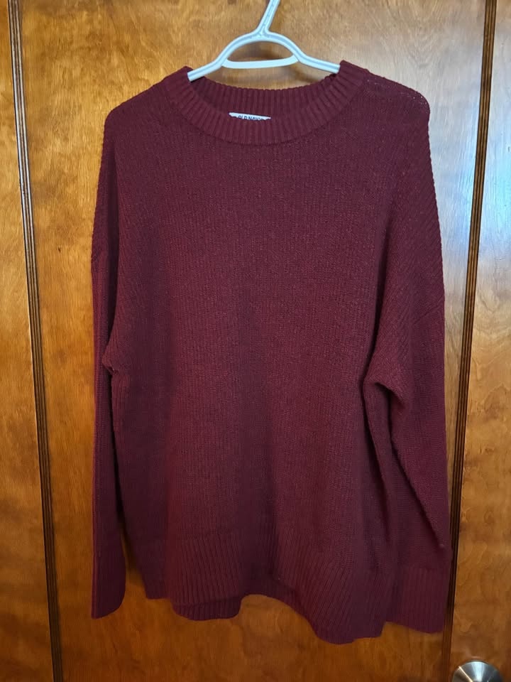 Old Navy red fleece sweater - photo 4