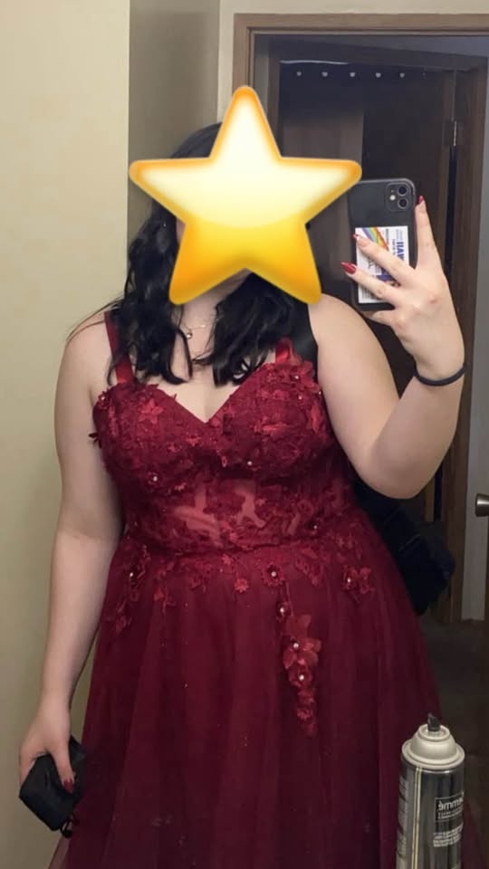 Red Glittery Graduation Dress - photo 2