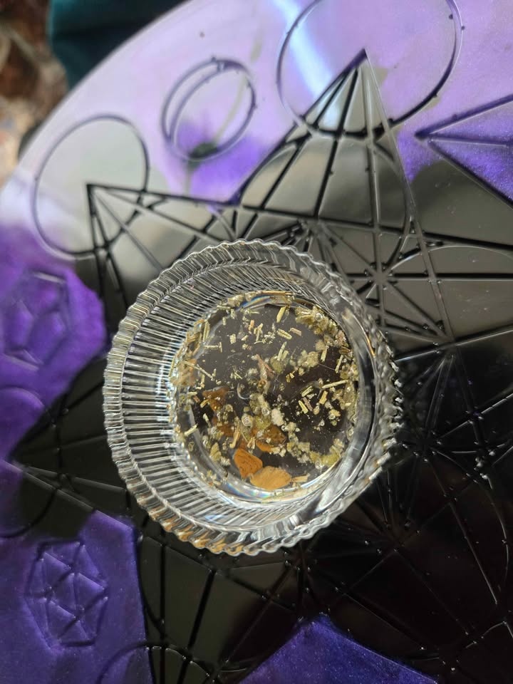 Self love candle holder and protection embedded with real crysta - photo 2
