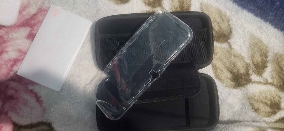 Nintendo Switch Case - photo 2