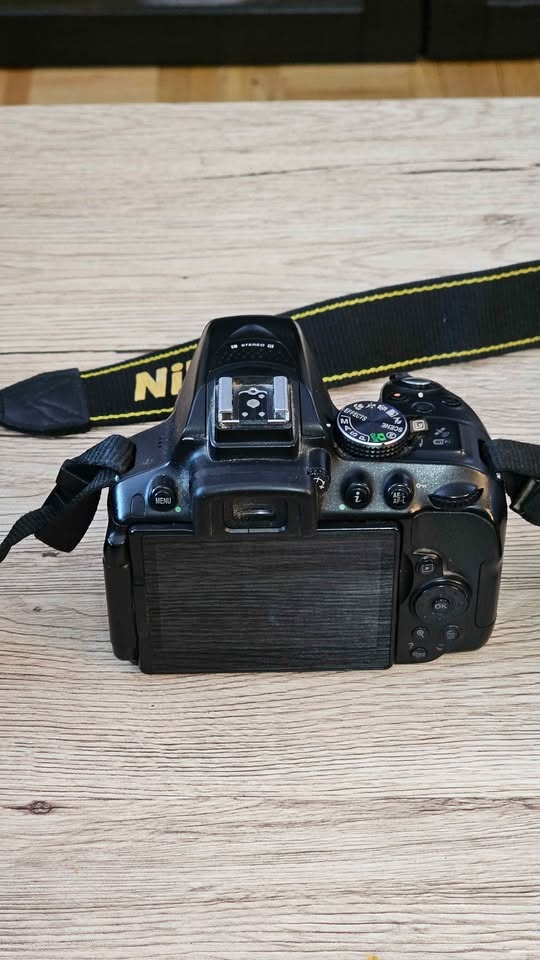 Nikon D5300 DSLR Camera Body Only - photo 5