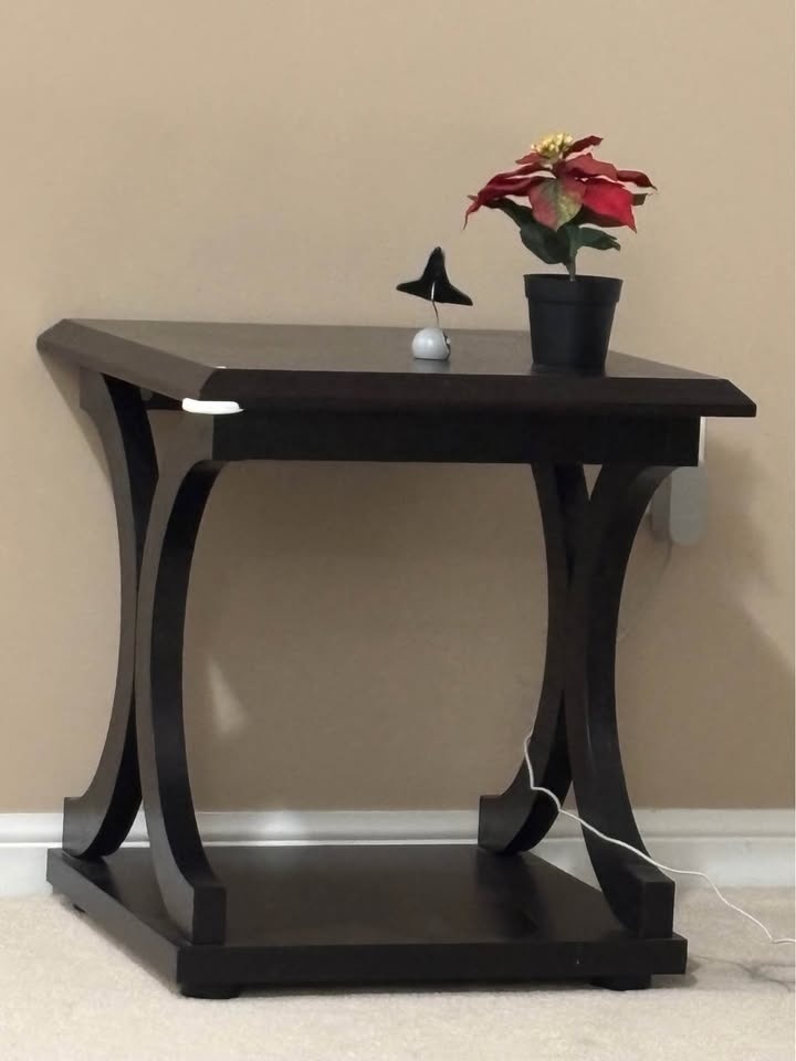 Modern Side Table - photo 2